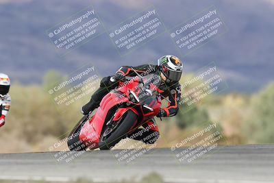 media/Nov-16-2025-Race Pace (Sun) [[8c5fa54630]]/Non Verified Riders (1st 20 Minutes)/7-Turn 9 Entry (210pm)/